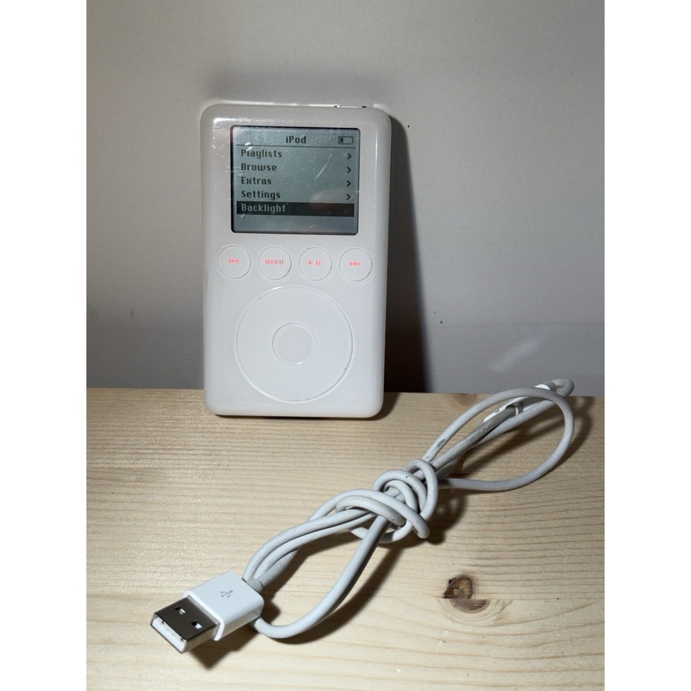 Apple iPod Classic 3rd Gen A1040 White Portable 2.5" LCD 30GB MP3 Media Player